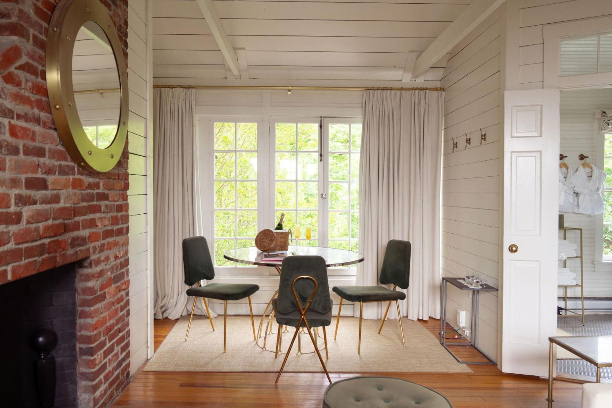 The Clifton Hotell Charlottesville Eksteriør bilde